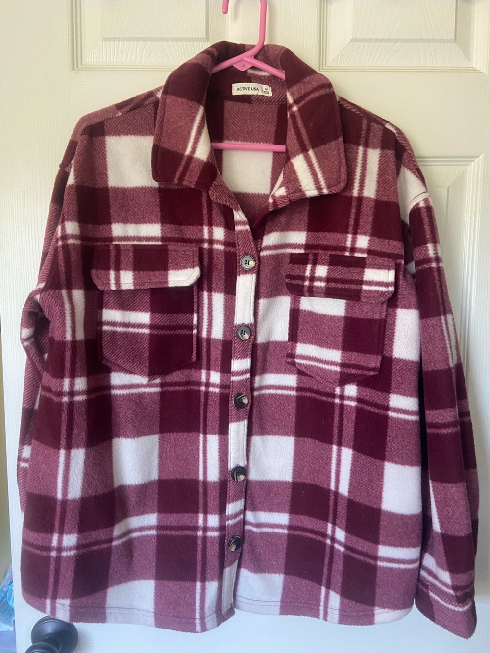 Beautiful plaid shacket (Medium) like new!